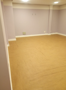 Sala com novo piso instalado