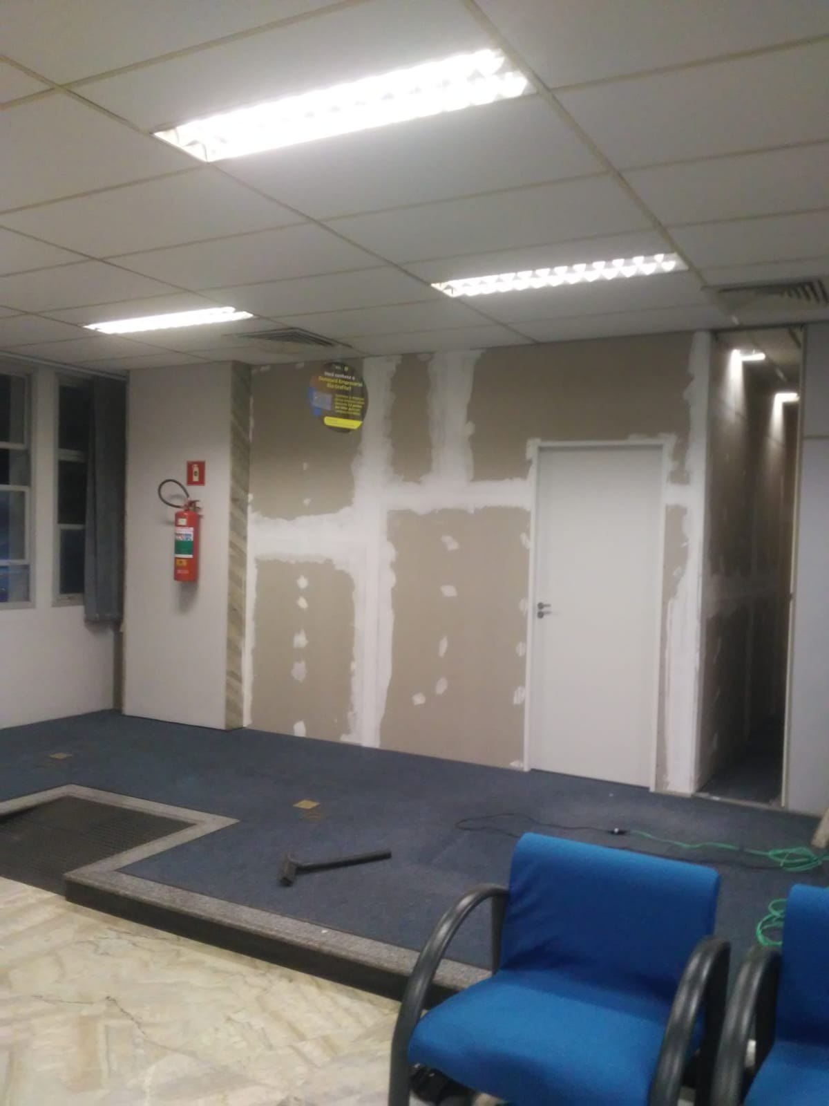 Parede de drywall preparada para acabamento